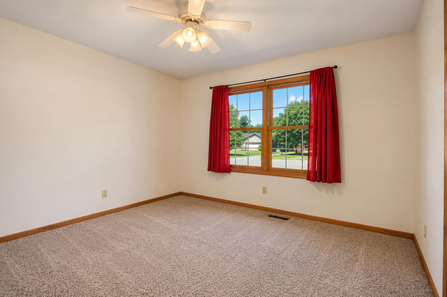 127 Juniper Street Northwest De Motte, IN 46310 - Photo 15 of 24 1537x1023