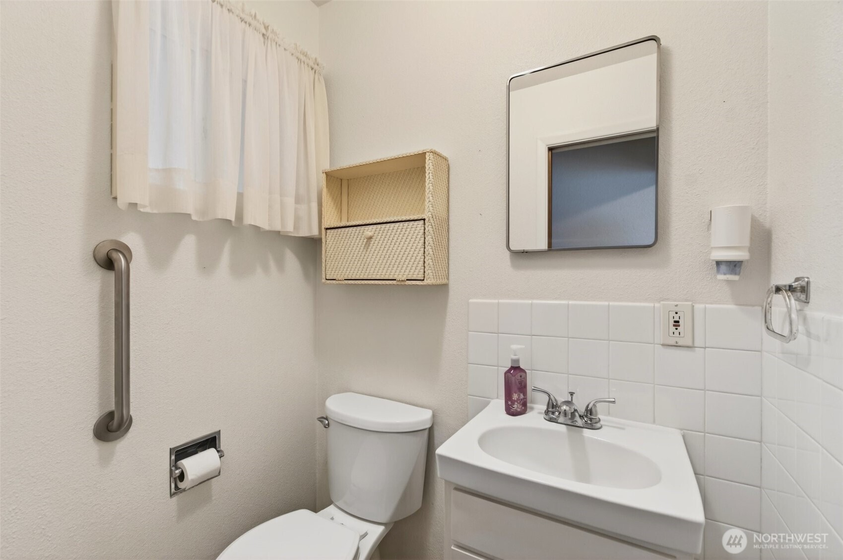 2 Pacific Place Longview, WA 98632 - Photo 14 of 32