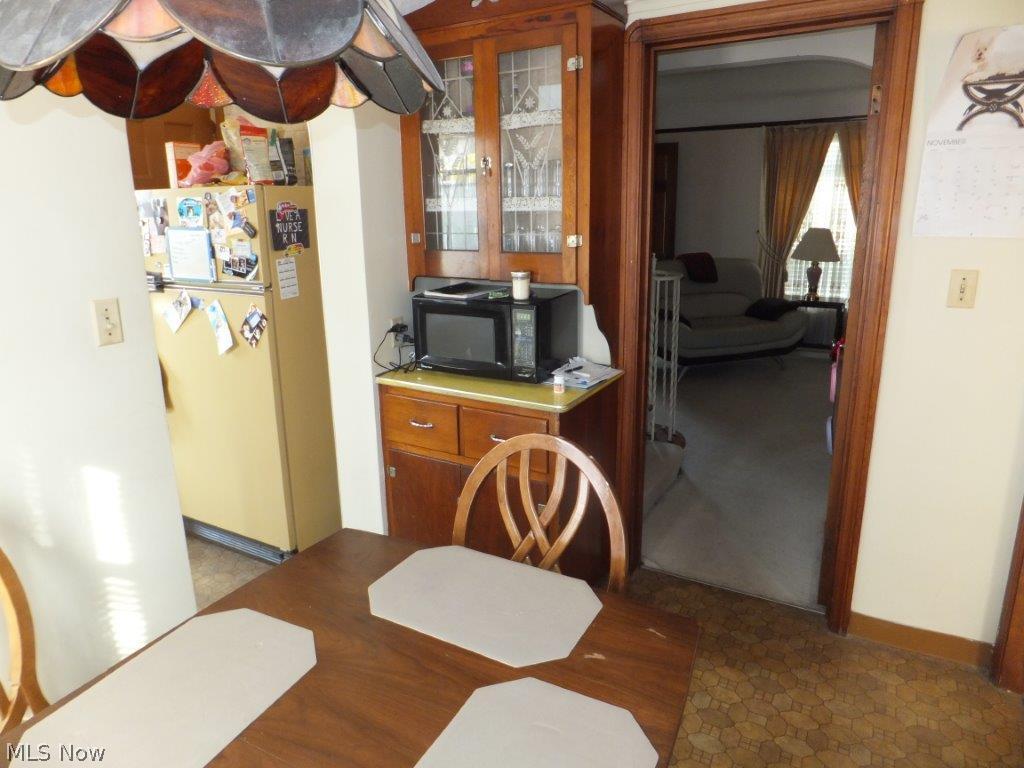 6474 Stanbury Road Parma, OH 44129 - Photo 7 of 16 Gallery Image 7