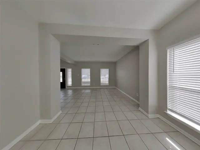 $2,249 | 5911 Klamath Falls Court, Houston, TX 77041