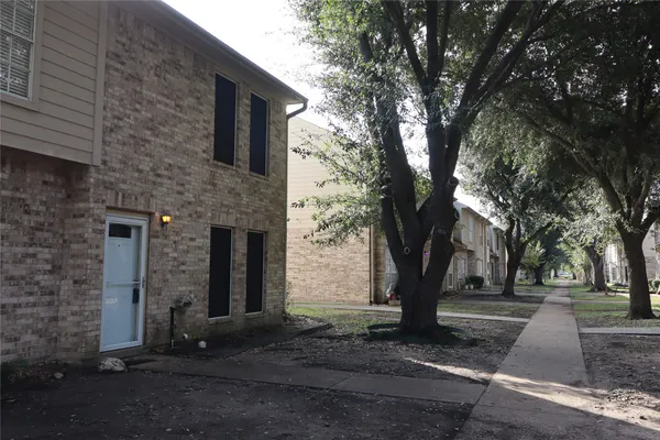 $1,700 | 1063 Birnham Woods Boulevard, Pasadena, TX 77503