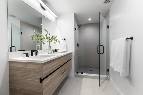 $1,390,000 | 1395 Washington Street, Unit PH603, Boston, MA 02118