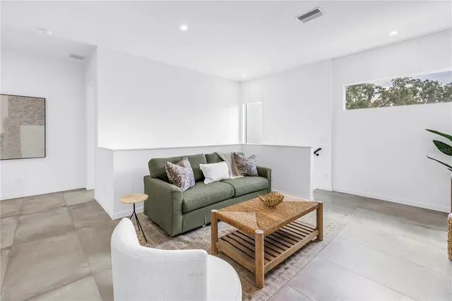 $2,500,000 | 2314 Floyd Street, Sarasota, FL 34239