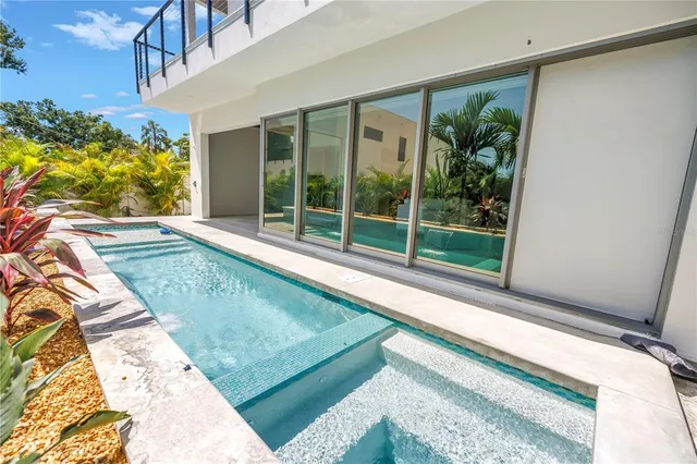 $2,500,000 | 2314 Floyd Street, Sarasota, FL 34239