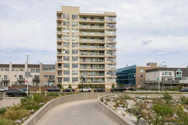 $749,000 | 151 Beach 96th Street, Unit 7D | Rockaway Beach