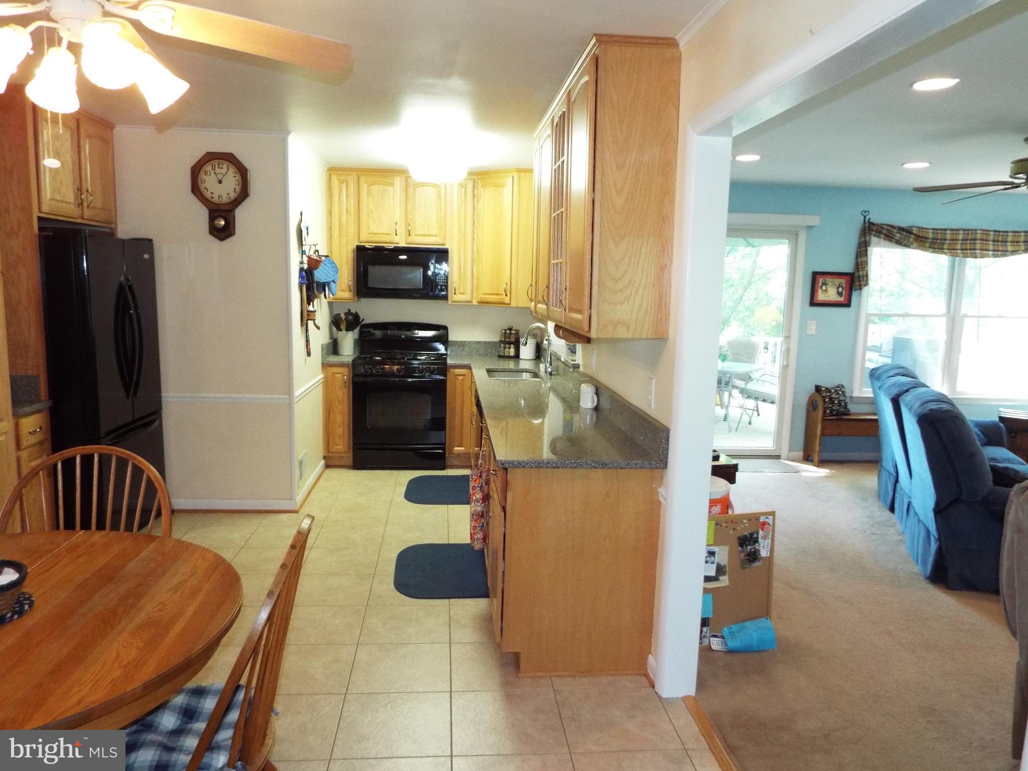 5956 Hunt Club Road Elkridge, MD 21075 - Photo 11 of 30 Kitchen