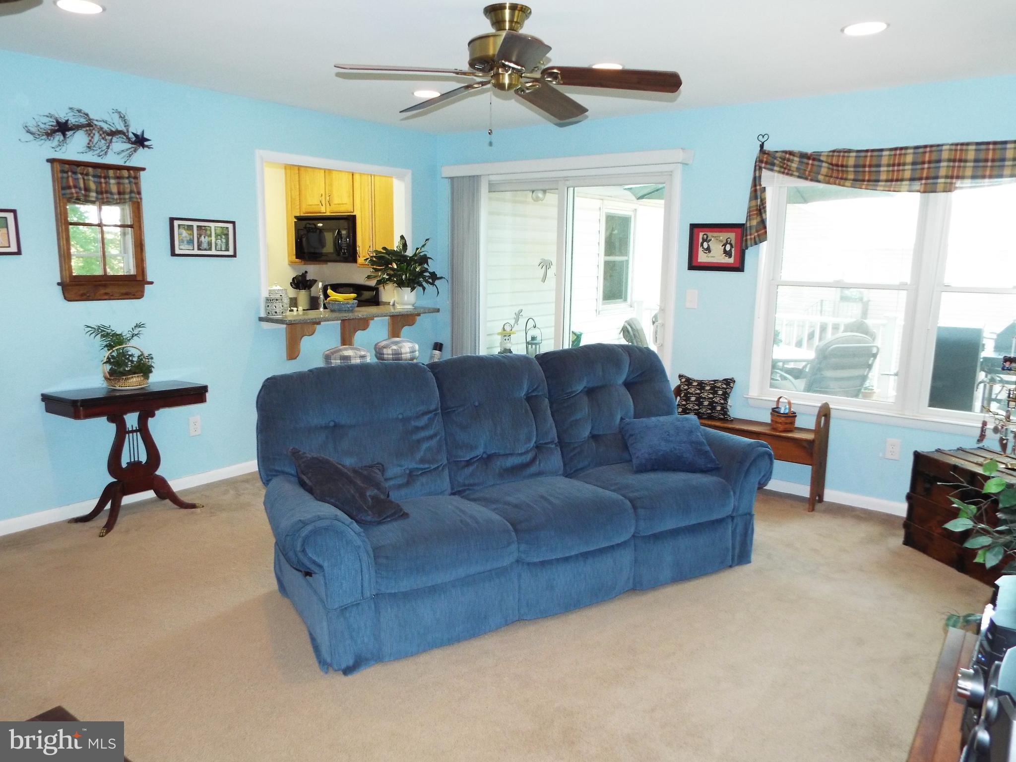 5956 Hunt Club Road Elkridge, MD 21075 - Photo 10 of 30 Family Room