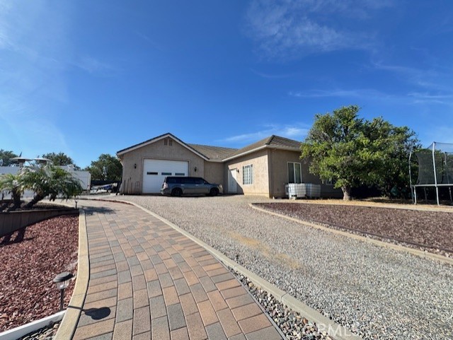 18063 Twin Lakes Drive Riverside, CA 92508 - Photo 4 of 9