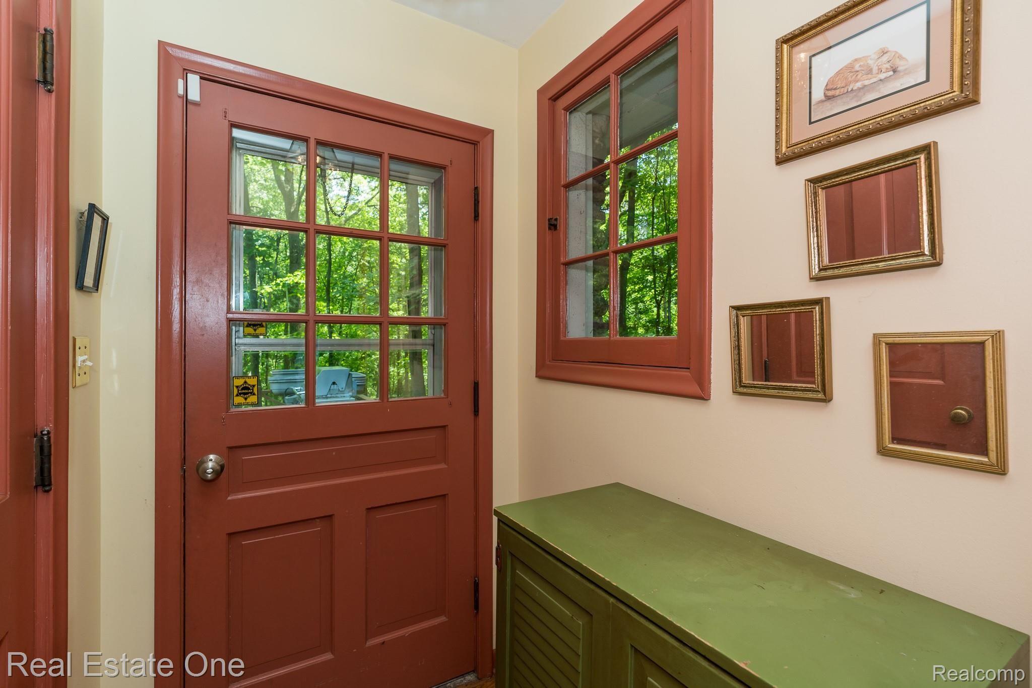 5151 Orion Road Rochester, MI 48306 - Photo 29 of 35 Orion MLS-W029.jpg