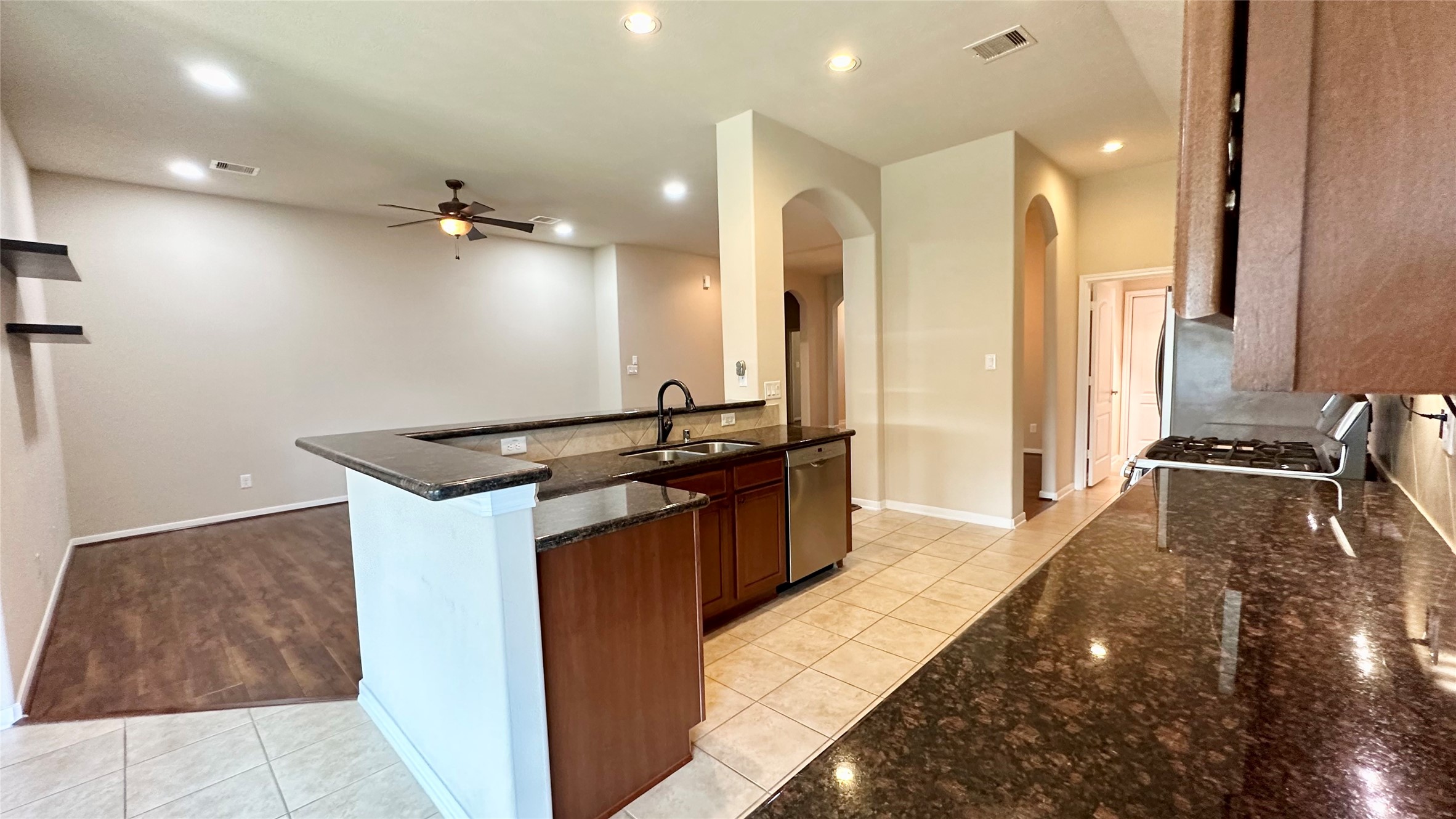 18903 Pinewood Point Lane Tomball, TX 77377 - Photo 16 of 48