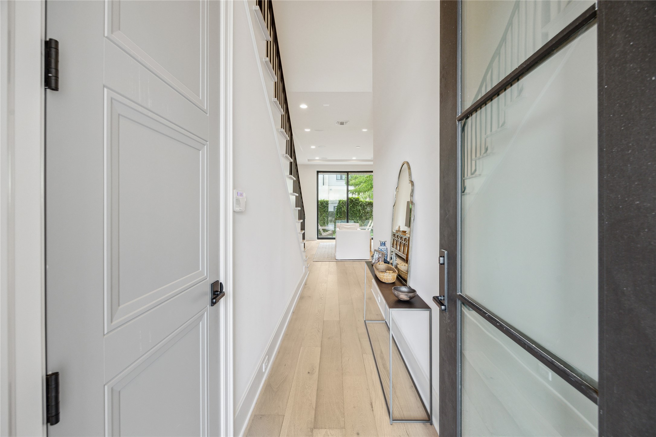 110 Wellington Street Houston, TX 77076 - Photo 3 of 14