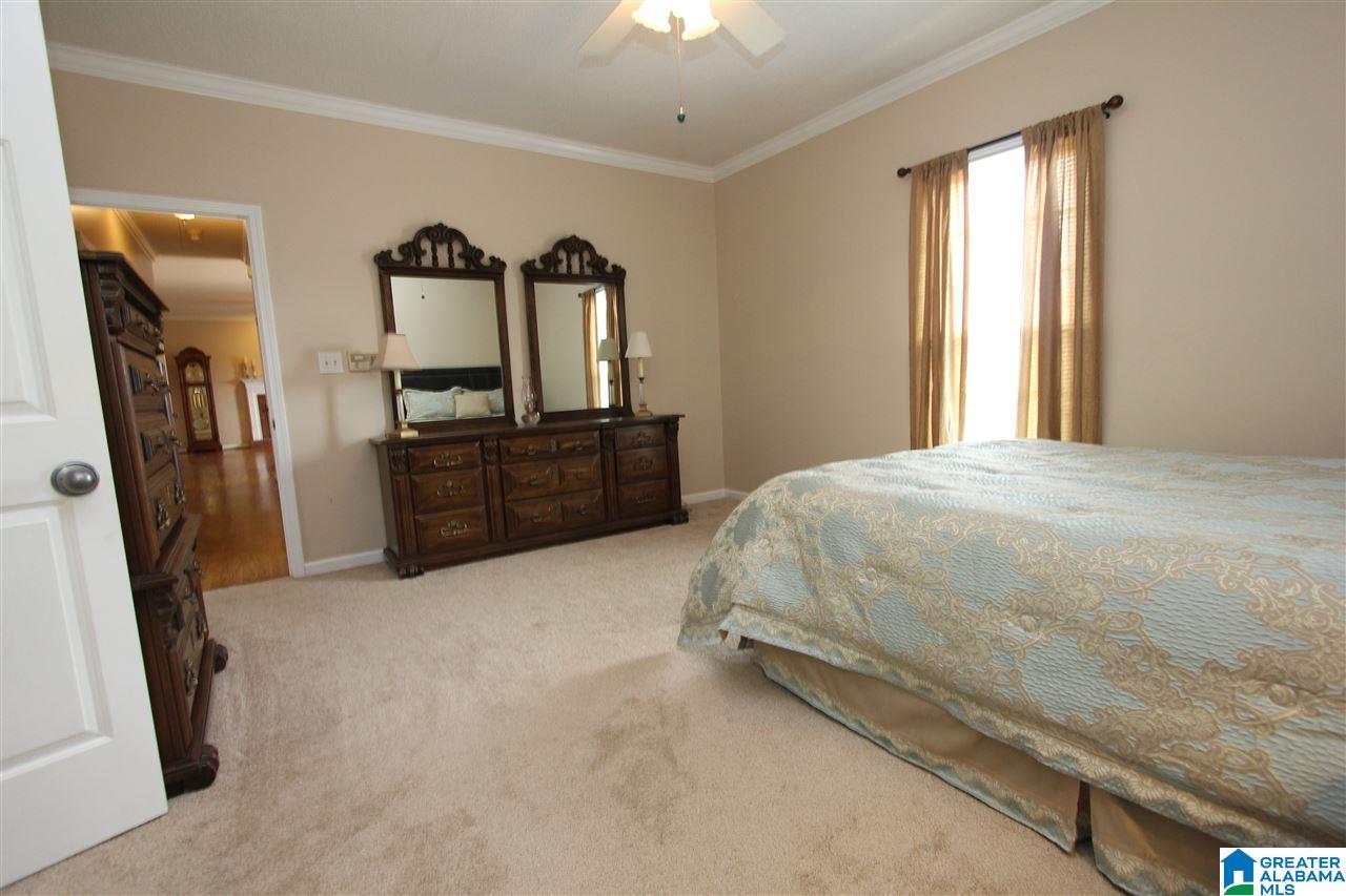 131 Heather Ridge Drive Pelham, AL 35124 - Photo 10 of 32
