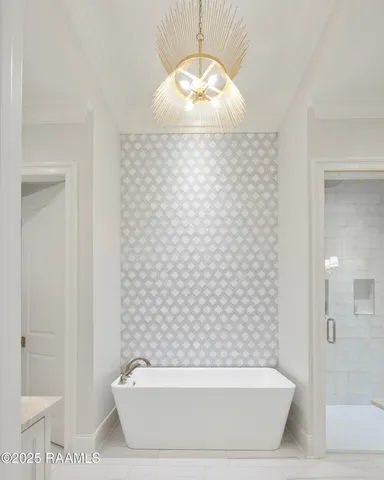 $895,000 | 211 Crossbill Drive, Lafayette, LA 70508