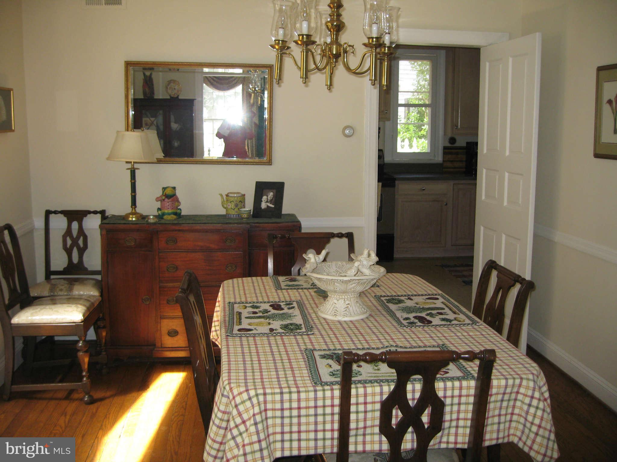 5017 Wetheredsville Road Baltimore, MD 21207 - Photo 5 of 28 Dining Room