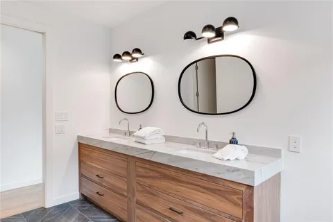 $1,249,900 | 1911 Euclid Avenue, Dallas, TX 75206