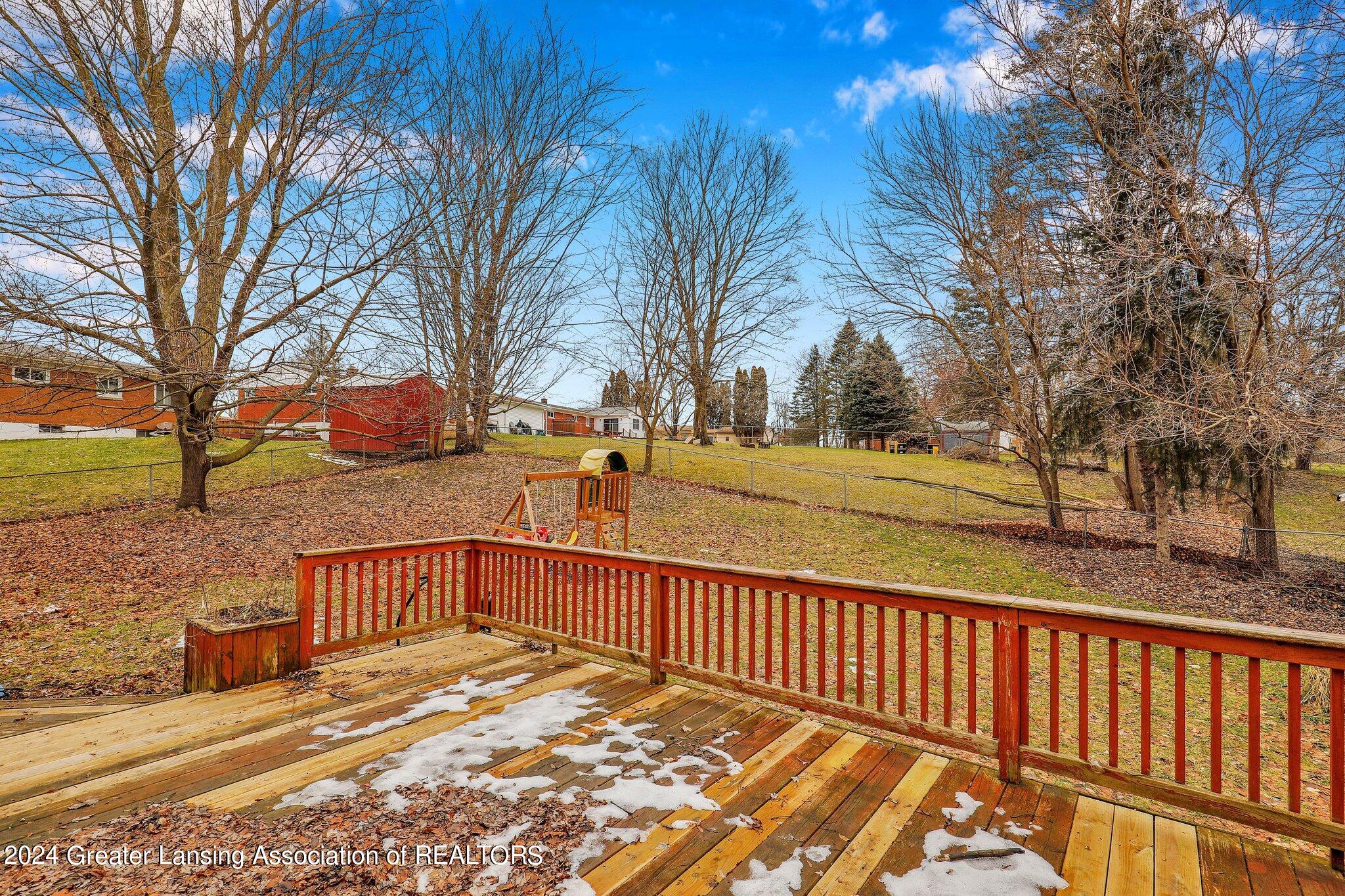 1266 Buckingham Road Haslett, MI 48840 - Photo 21 of 25 7-web-or-mls-Open Ended Media-25