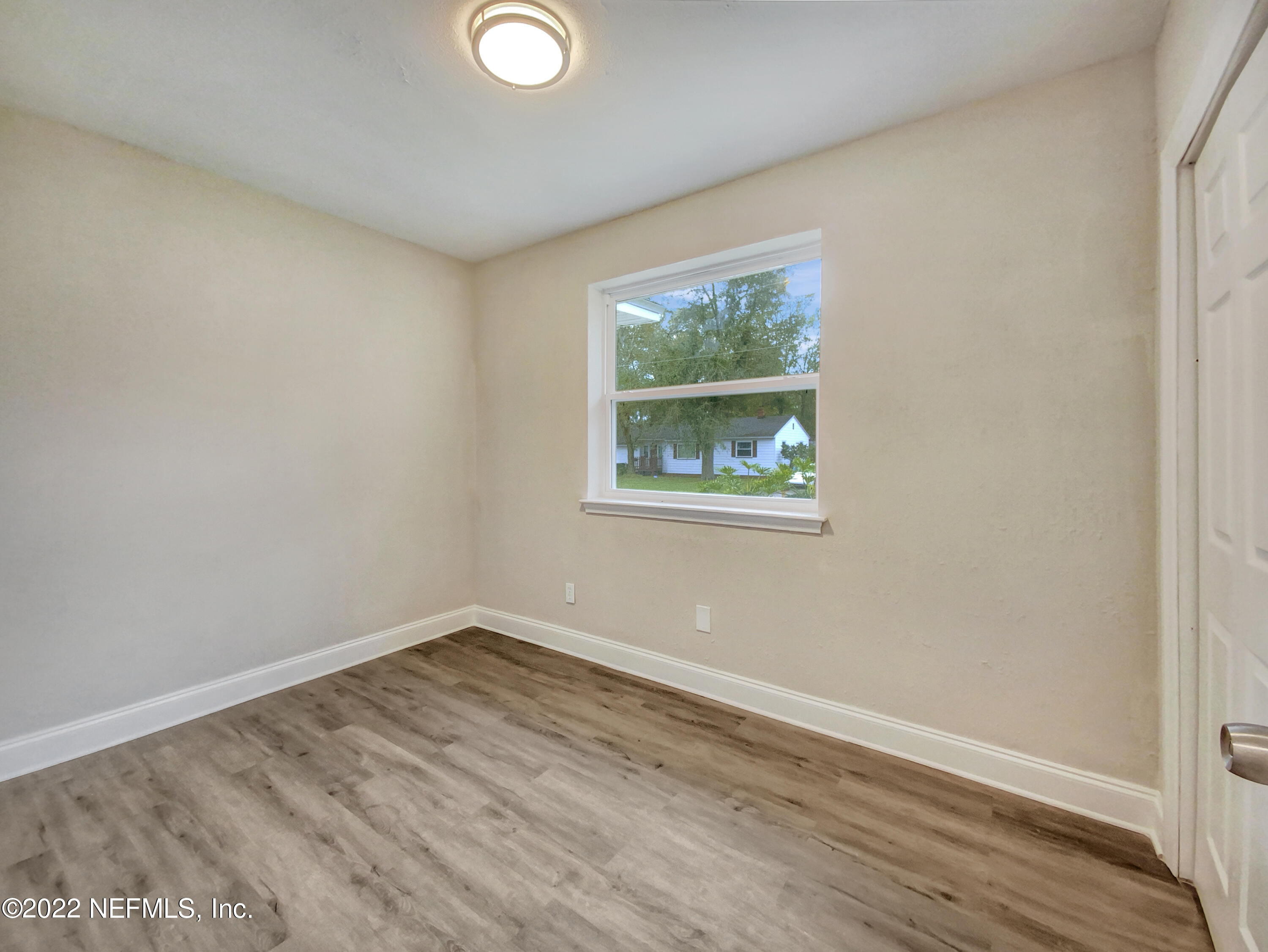 3371 Sheridan Road Jacksonville, FL 32207 - Photo 12 of 17 listing_11