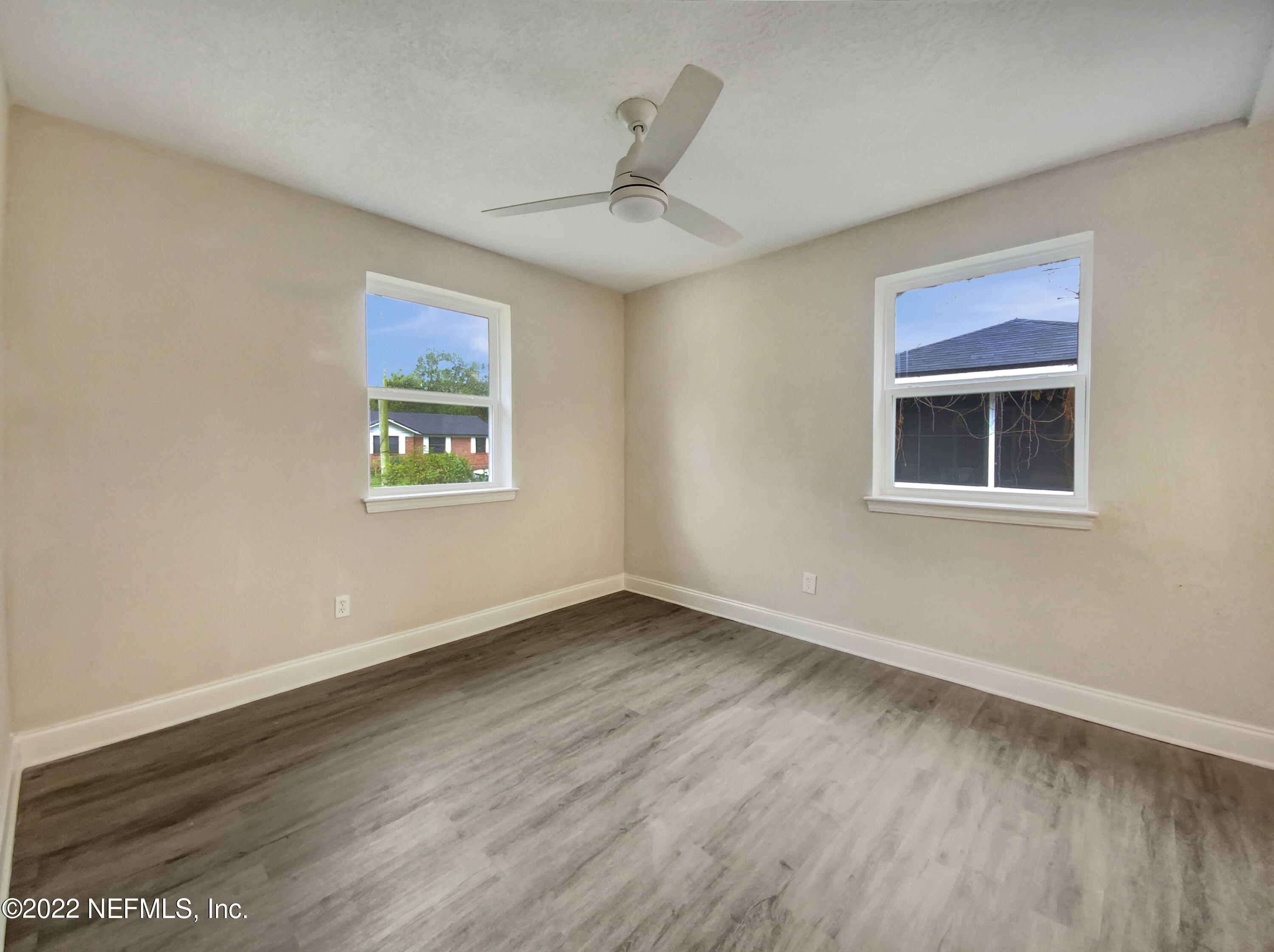 3371 Sheridan Road Jacksonville, FL 32207 - Photo 13 of 17 listing_12