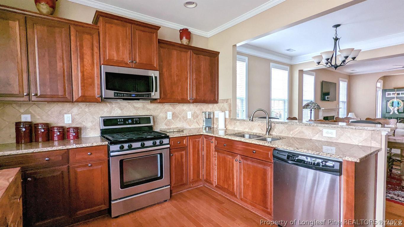 10110 Barnhart Way Raleigh, NC 27617 - Photo 8 of 41 Gallery Image 8
