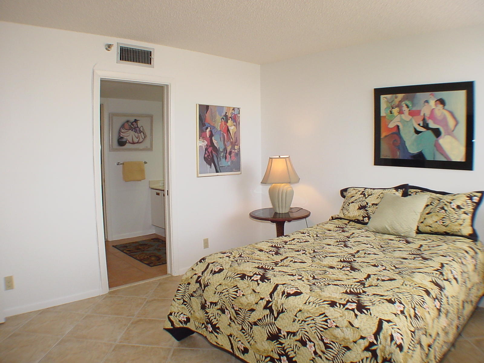 22 Royal Palm Way, Unit 204 Boca Raton, FL 33432 - Photo 19 of 43 DSC00492
