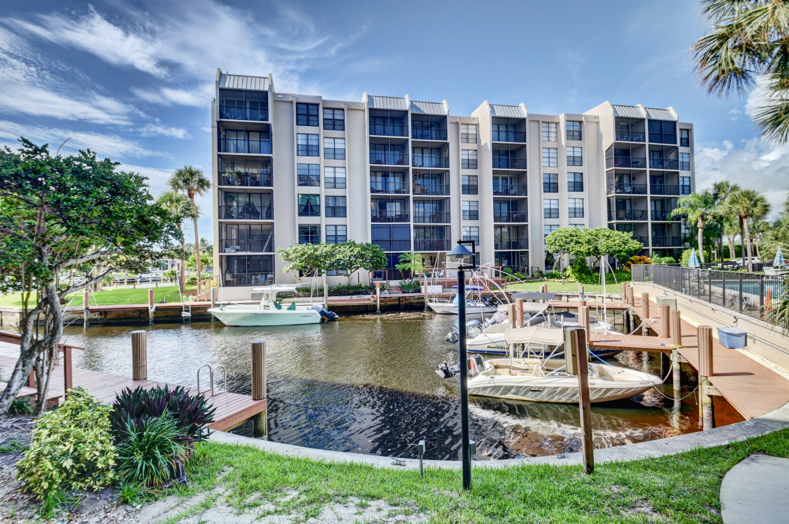 22 Royal Palm Way, Unit 204 Boca Raton, FL 33432 - Photo 39 of 43 41_dsc_5275_6_7_8_9