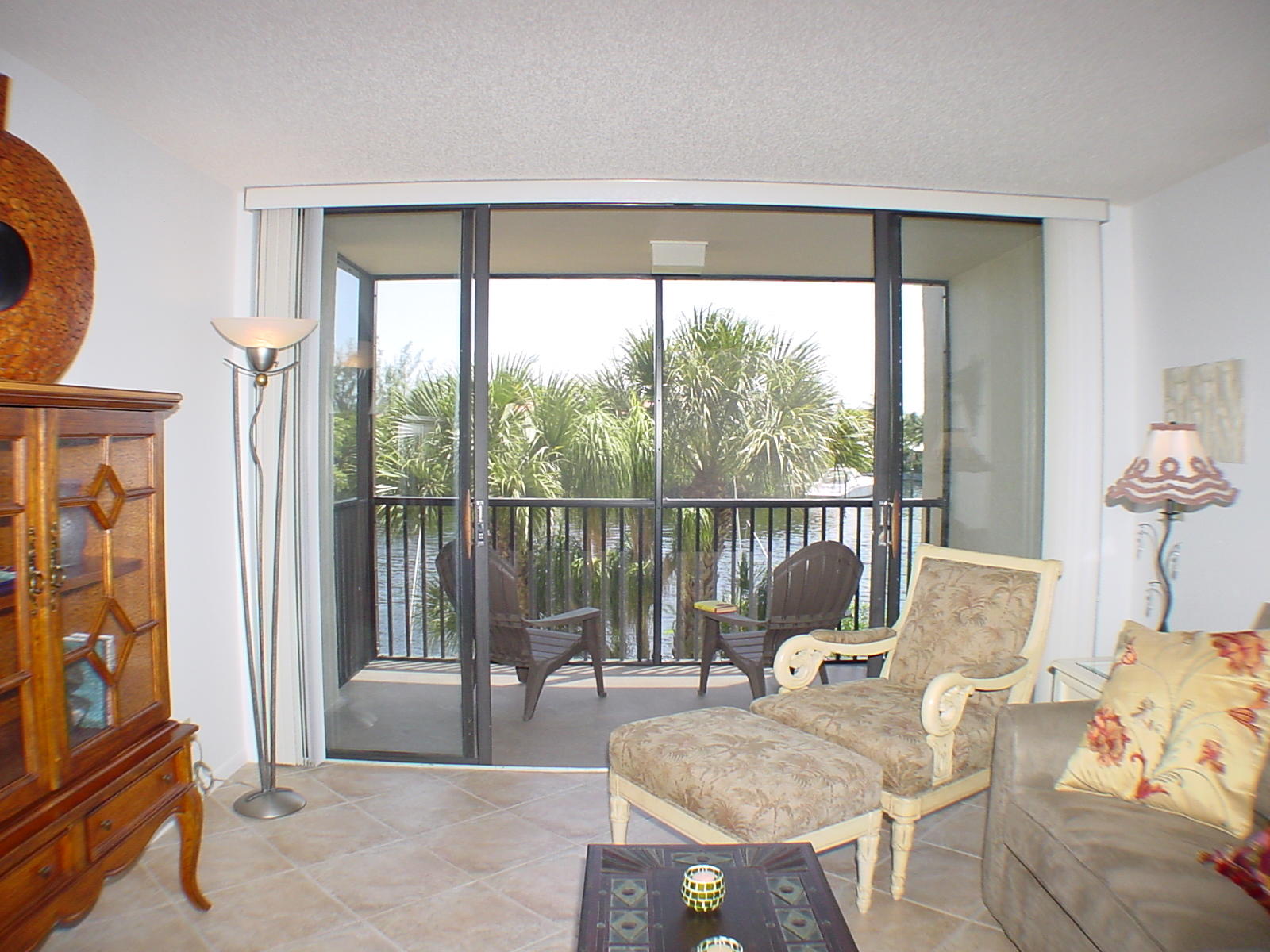 22 Royal Palm Way, Unit 204 Boca Raton, FL 33432 - Photo 5 of 43 DSC00463