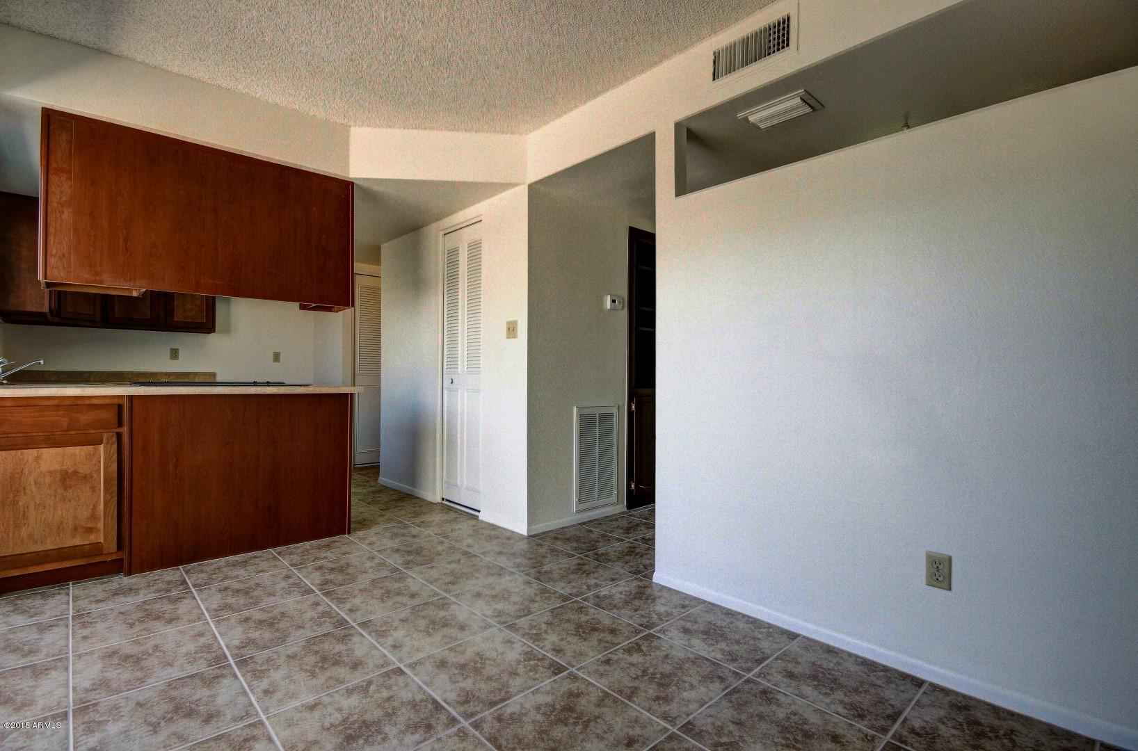 2641 West Elm Street Phoenix, AZ 85017 - Photo 20 of 37 Elm (17)