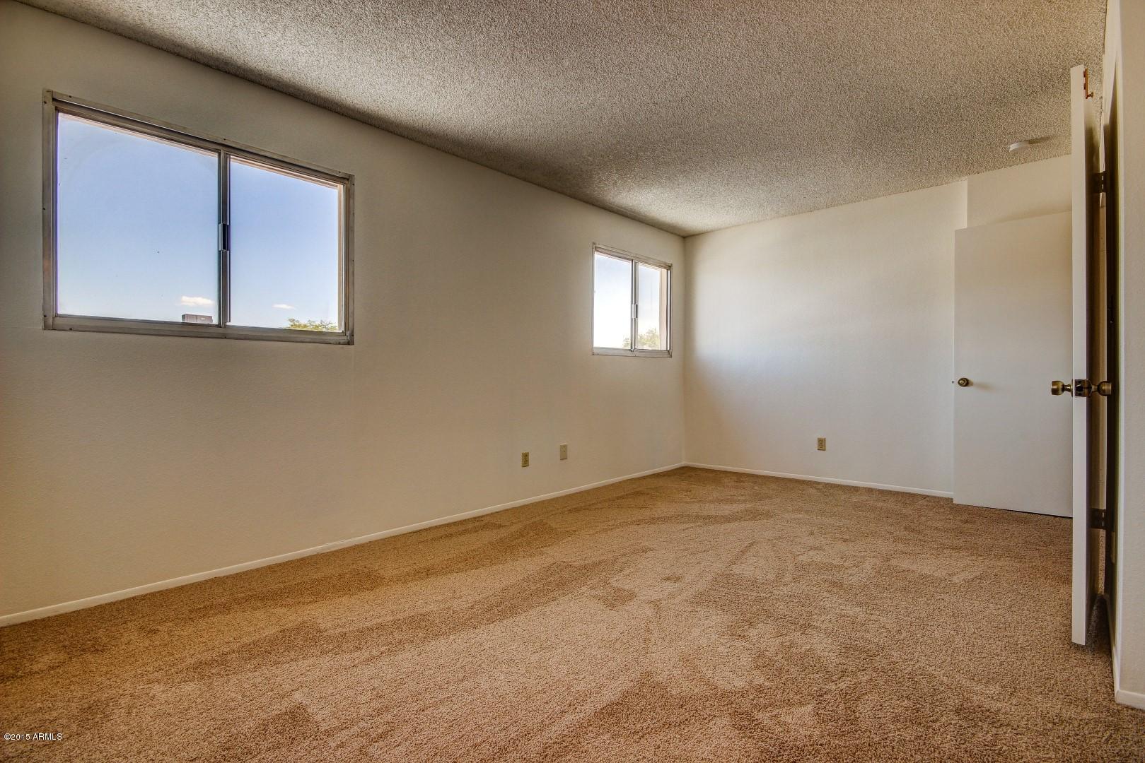 2641 West Elm Street Phoenix, AZ 85017 - Photo 5 of 37 Elm (31)