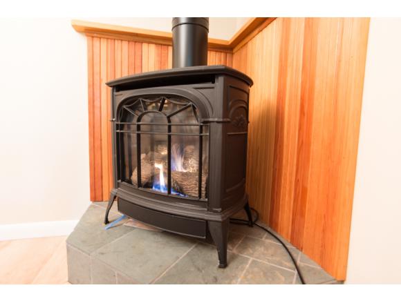 4405 D Mountain Road, Unit D Stowe, VT 05672 - Photo 4 of 23 Gallery Image 4