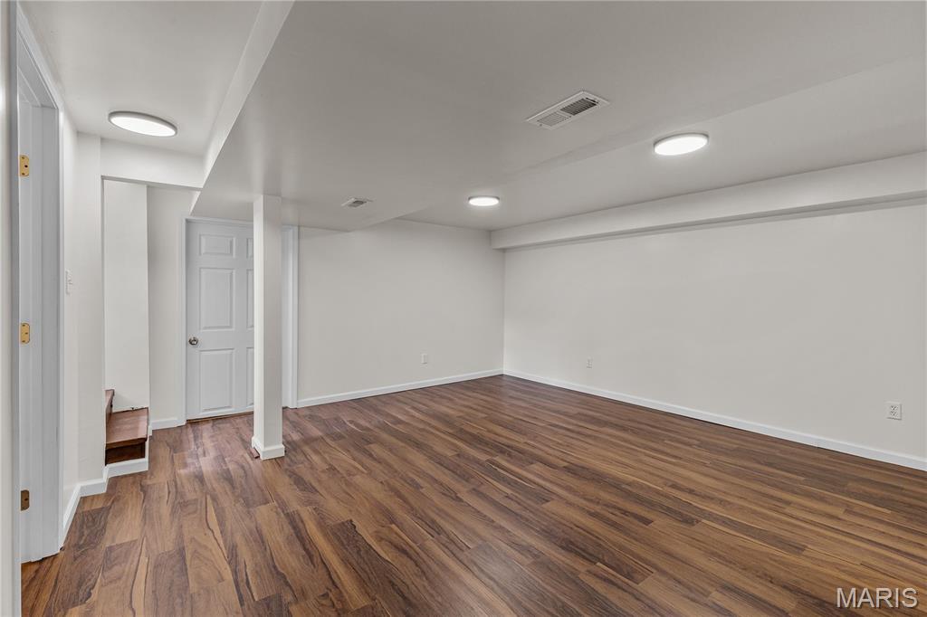 1354 Stein Road Ferguson, MO 63135 - Photo 15 of 20