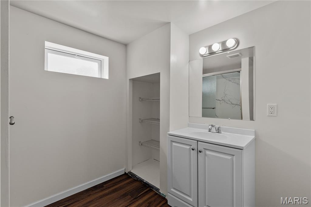 1354 Stein Road Ferguson, MO 63135 - Photo 18 of 20