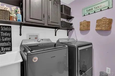 $630,000 | 1210 Du Motier Drive, Ballwin, MO 63011