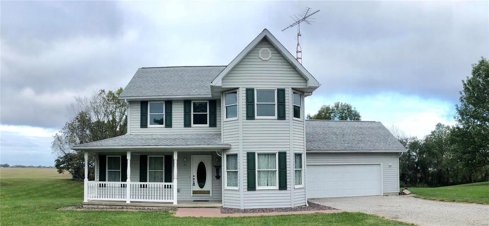 28 Hickory Road Nashville, IL 62263 - Photo 1 of 27 Gallery Image 1