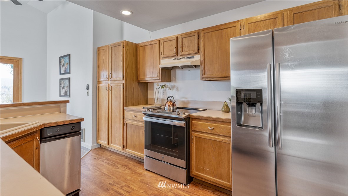 2234 Southeast 8th Place Renton, WA 98057 - Photo 20 of 36