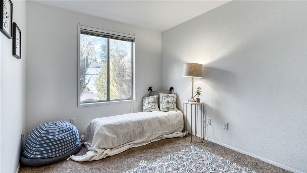 2234 Southeast 8th Place Renton, WA 98057 - Photo 22 of 36