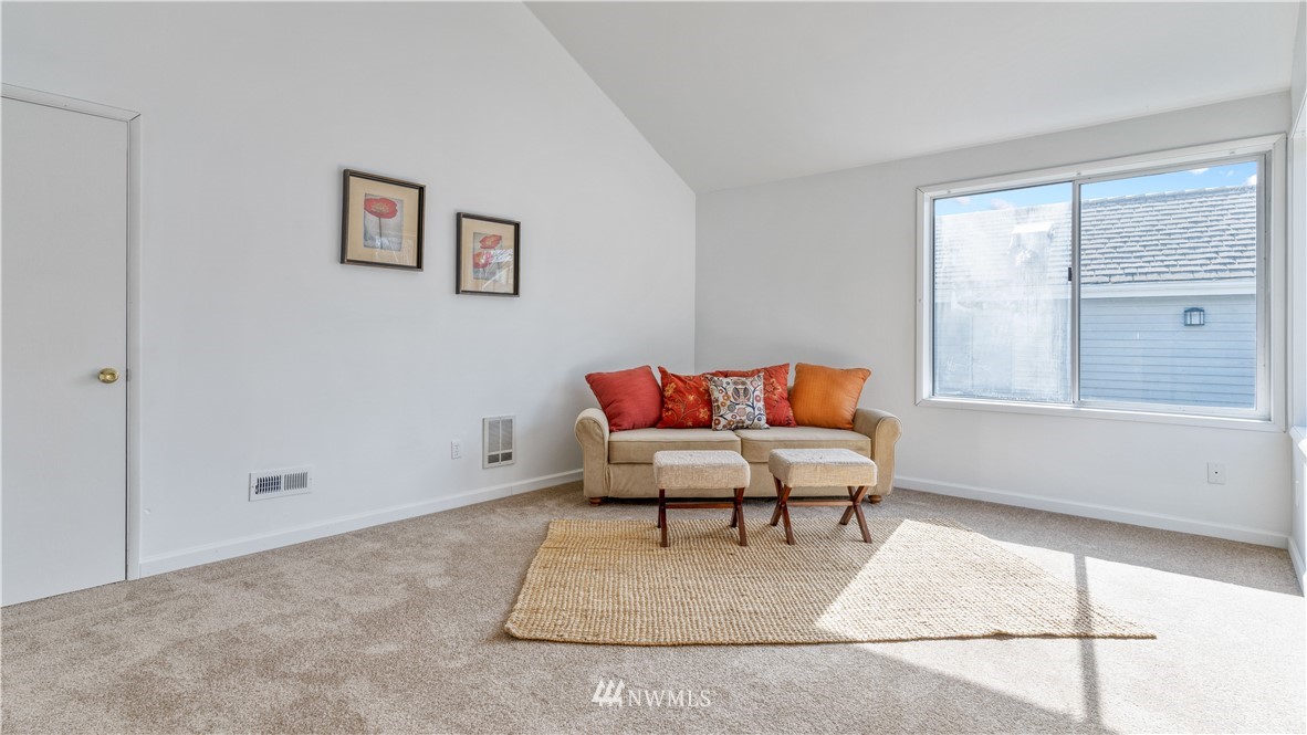 2234 Southeast 8th Place Renton, WA 98057 - Photo 24 of 36