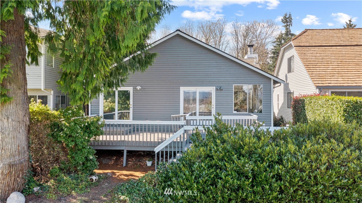 2234 Southeast 8th Place Renton, WA 98057 - Photo 32 of 36