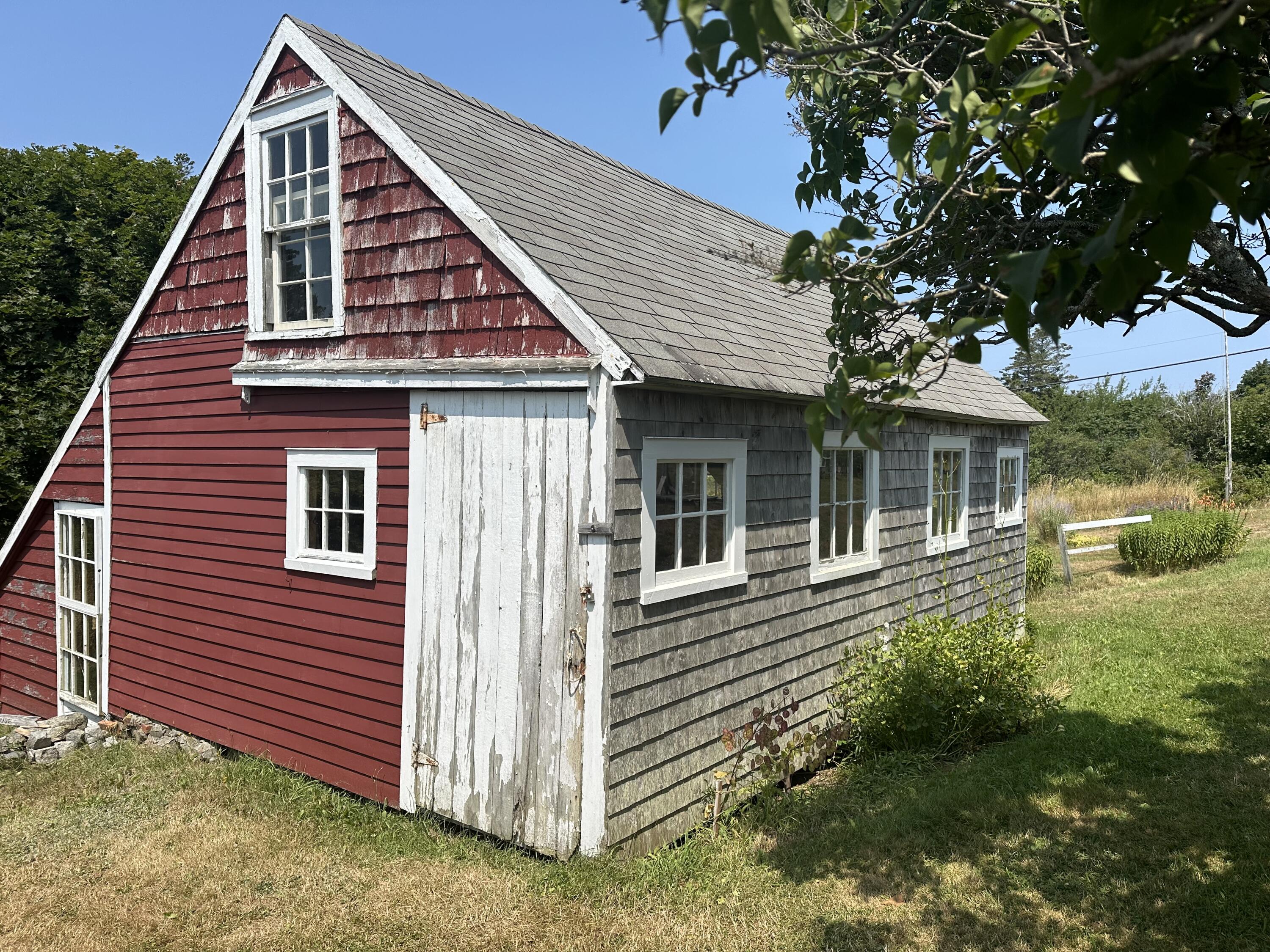 3 South Road Matinicus, ME 04851 - Photo 11 of 58 IMG_1610