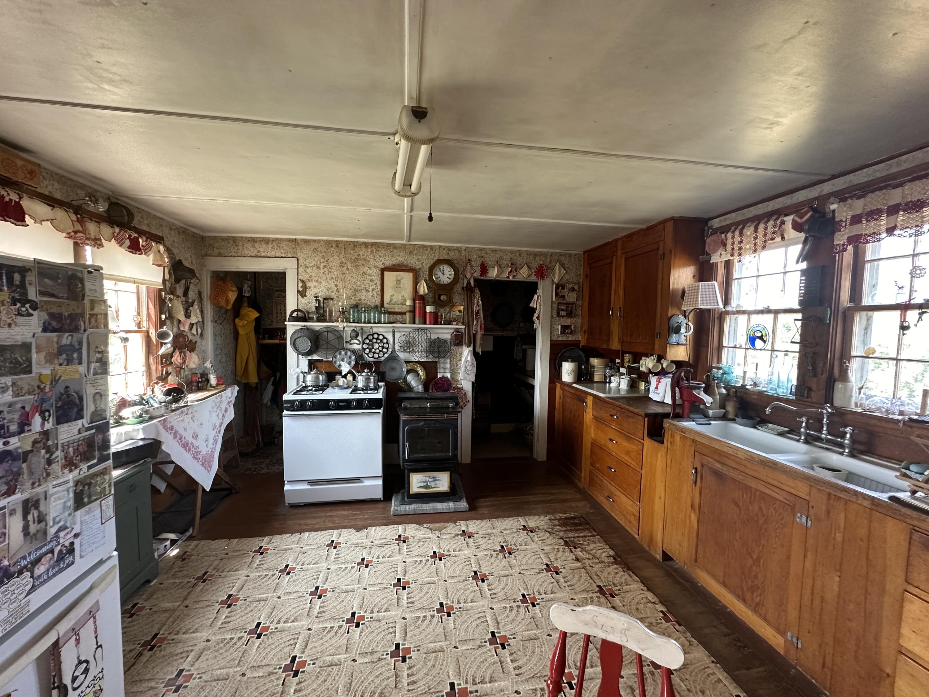 3 South Road Matinicus, ME 04851 - Photo 14 of 58 IMG_1656
