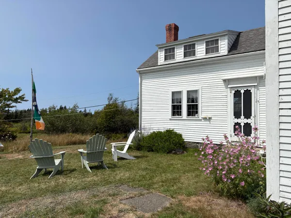 $410,000 | 3 South Road, Matinicus, ME 04851
