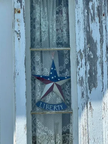 $410,000 | 3 South Road, Matinicus, ME 04851