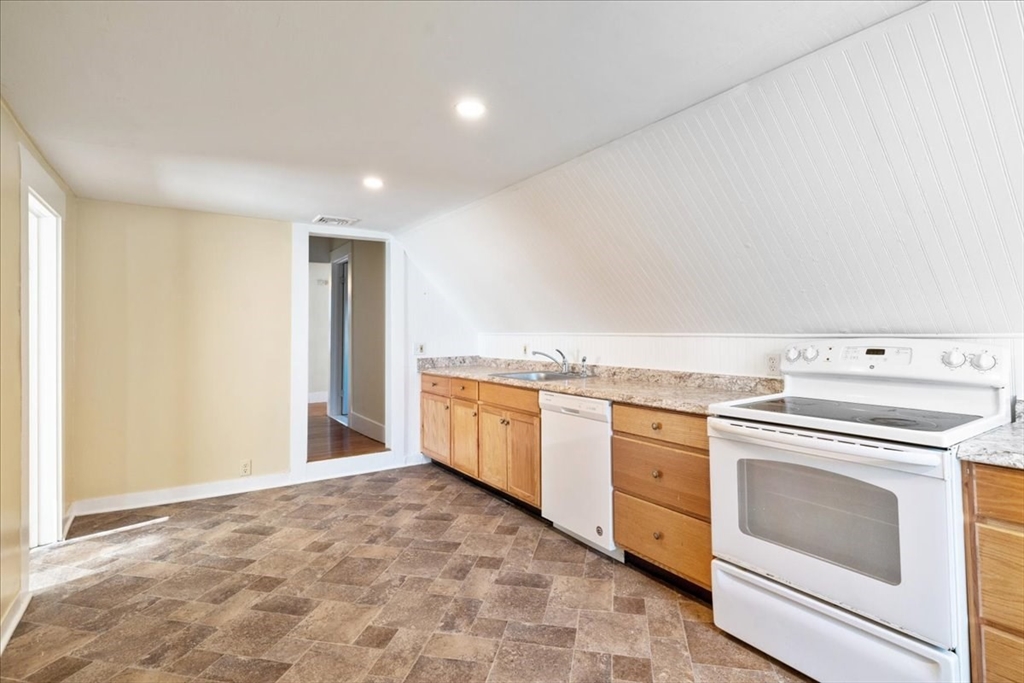 93 Carleton Street, Unit 2 Haverhill, MA 01832 - Photo 11 of 14