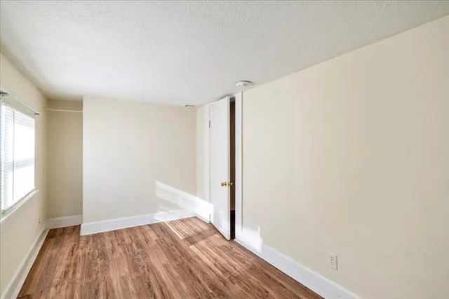 $1,900 | 93 Carleton Street, Unit 2, Haverhill, MA 01832