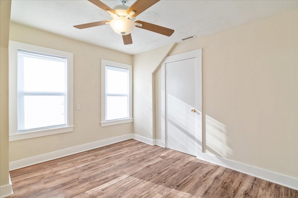 93 Carleton Street, Unit 2 Haverhill, MA 01832 - Photo 8 of 14