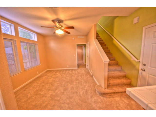 14685 Oka Road, Unit 28 Los Gatos, CA 95032 - Photo 2 of 16