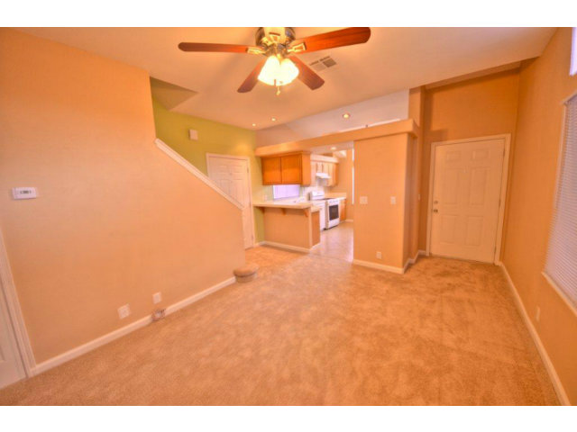 14685 Oka Road, Unit 28 Los Gatos, CA 95032 - Photo 4 of 16