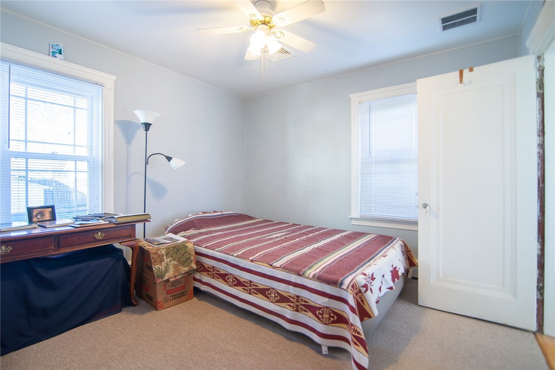 22 Cumberland Road East Providence, RI 02915 - Photo 15 of 33