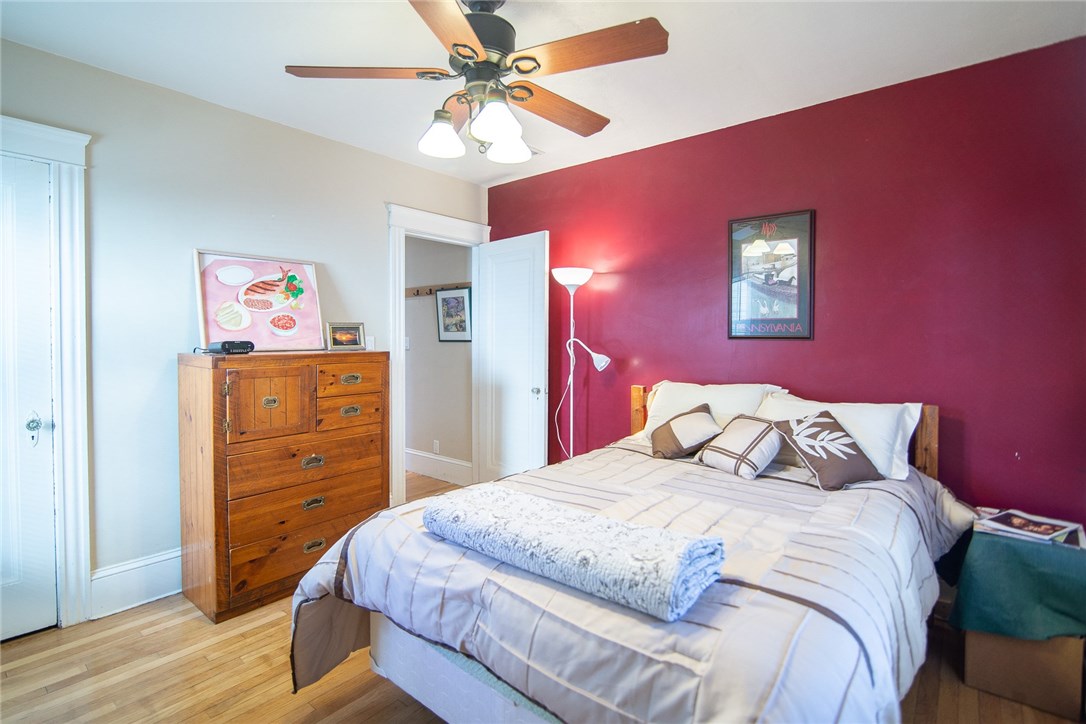22 Cumberland Road East Providence, RI 02915 - Photo 5 of 33