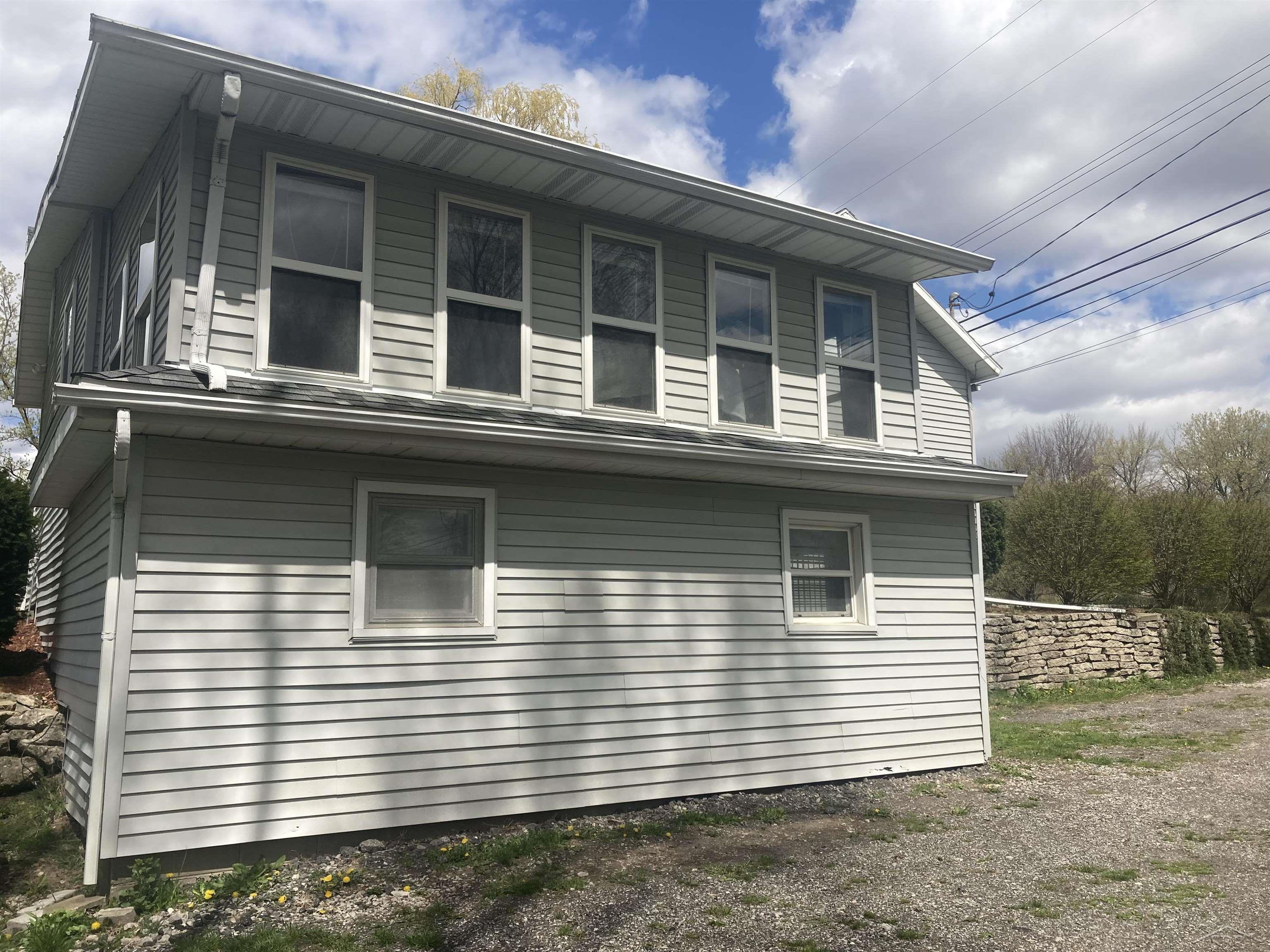 8745 Midland Road Freeland, MI 48623 - Photo 7 of 40