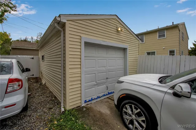 $2,500 | 4911 North Bailey Avenue, Amherst, NY 14226